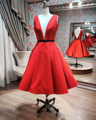 Plunging Neck Black Sashes Satin Knee Length Dress