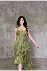 Pretty Irregular Ruffled Spaghetti Straps Green Semi Formal Prom Dresses With Detachable Rose Long Birthday Dress For Women