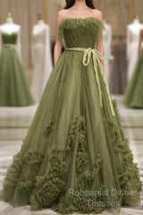 Sexy Ball Gown Strapless Neckline Green Ruffles Evening Dress Semi Formal Prom Dresses