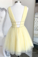 Shiny V Neck Open Back Yellow Tulle Short Semi Formal Prom Dresses, V Neck Yellow Formal Graduation Homecoming Dresses