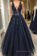 V Neck Beaded Black Lace Appliques Long Semi Formal Prom Dresses, Black Lace Formal Graduation Evening Dresses