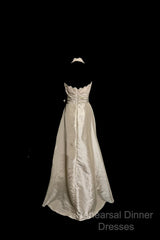 Vintage A Line V Neckline Champagne Lace Semi Formal Prom Gown Fairy Semi Formal Prom Dresses