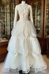 Vintage Ball Gown Spaghetti Straps Sleeveless Long White Evening Dress Semi Formal Prom Dresses