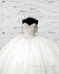 White Tulle Beaded Sweetheart Ball Gown Dresses